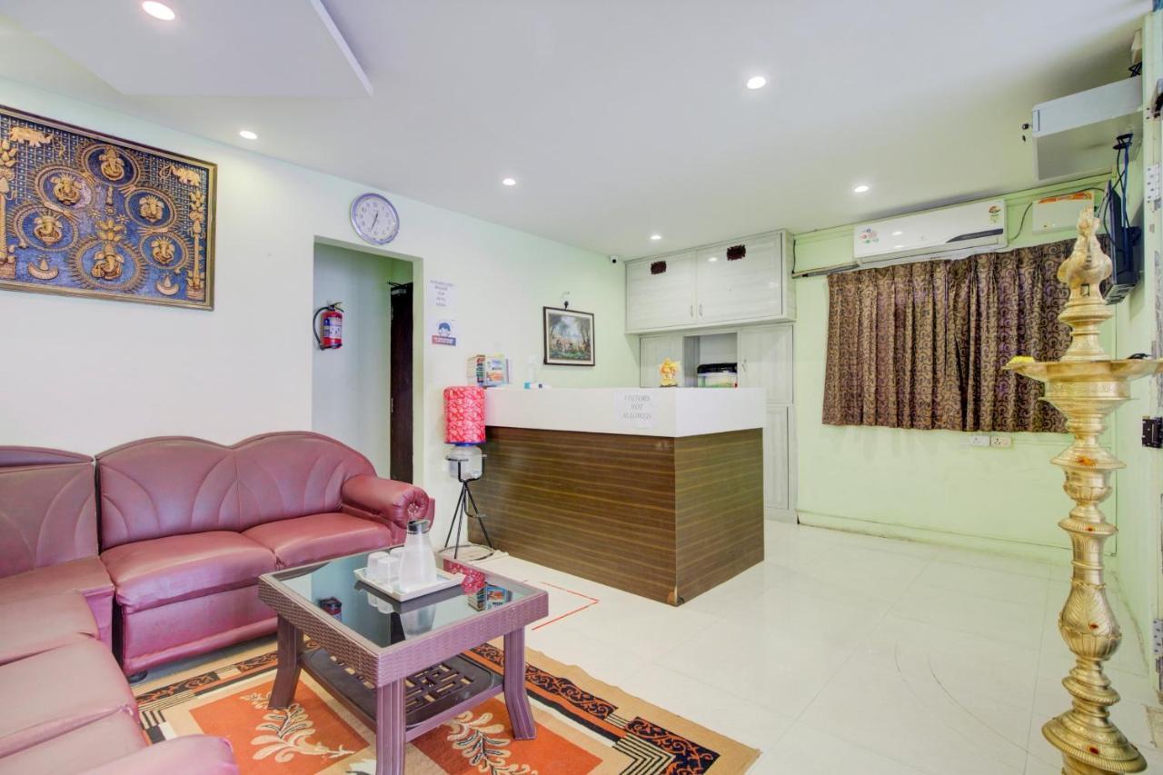 Oyo Flagship Amutha Residency Hotel Chennai Exterior foto