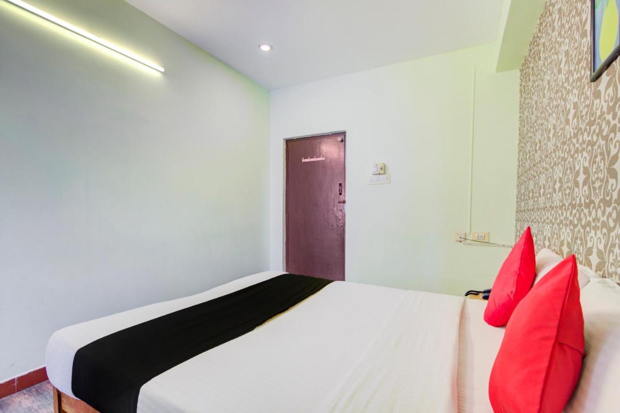 Oyo Flagship Amutha Residency Hotel Chennai Exterior foto